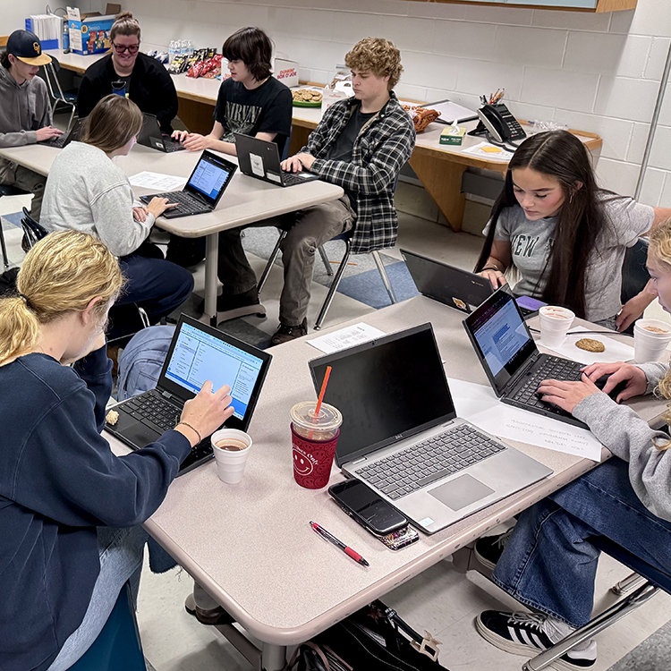 Students applying for college